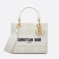 Medium Lady D-lite Bag In Toile de Jouy Soleil Motif Macrame White